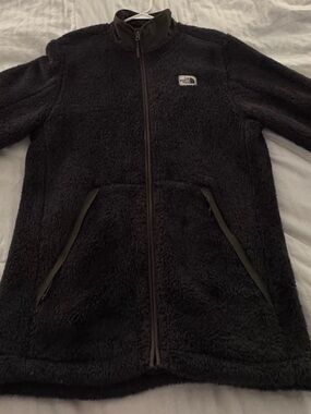 The North Face Campshire Sherpa Fleece Jacket